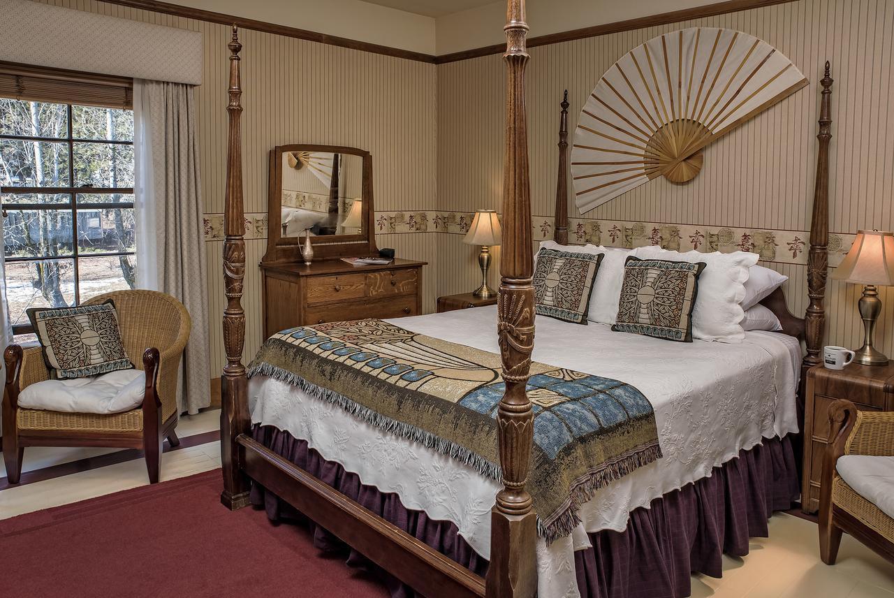 Mccloud Hotel Luaran gambar