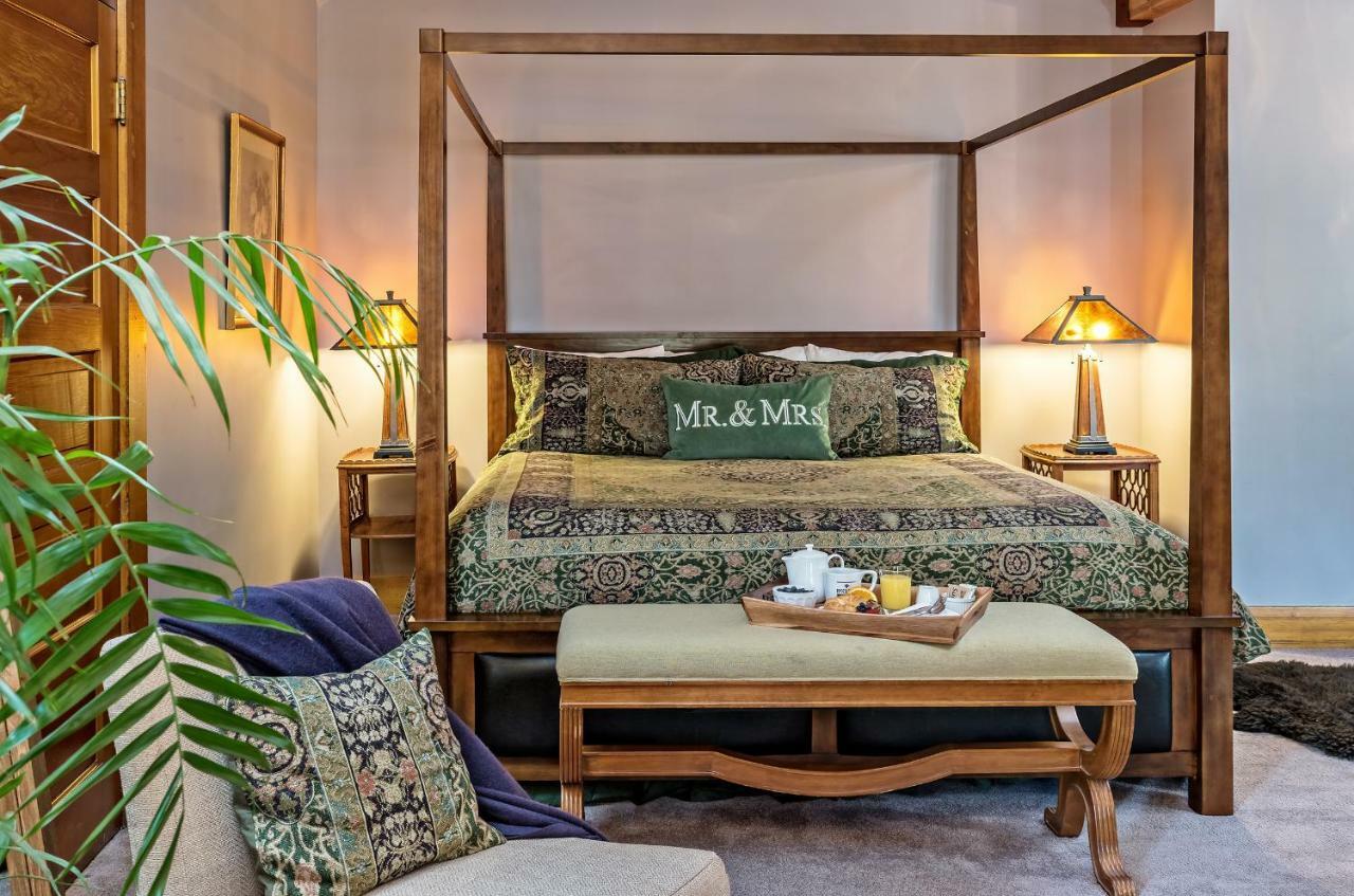 Mccloud Hotel Luaran gambar